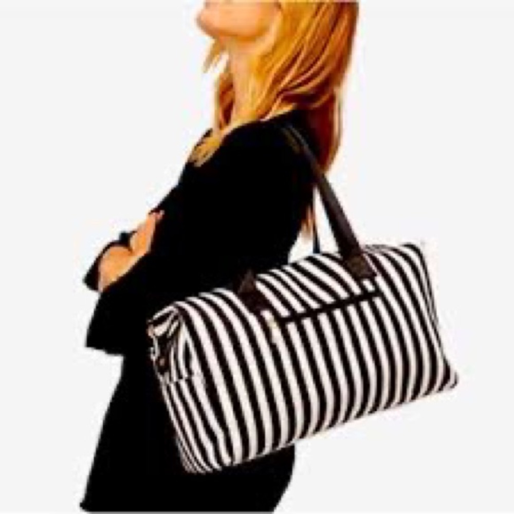 NWT Alice + Olivia Duffle Bag In Positano Stripe